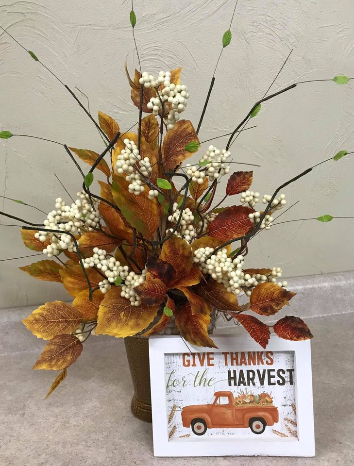 Hollow Tree Gifts & Floral Florist Monticello, IA